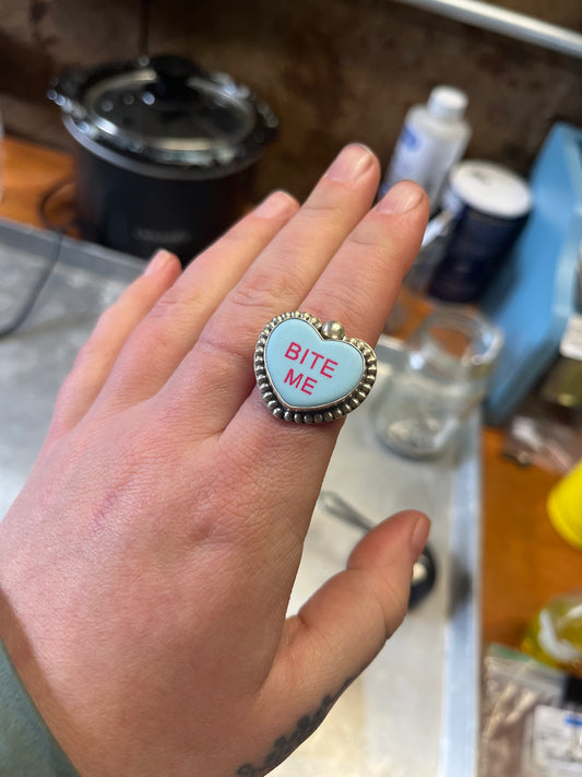 Conversation Heart Ring “Bite Me” sz 8.5