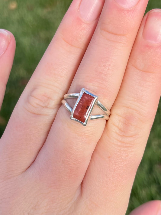 Red Jasper Split Band Ring Sz 7.75